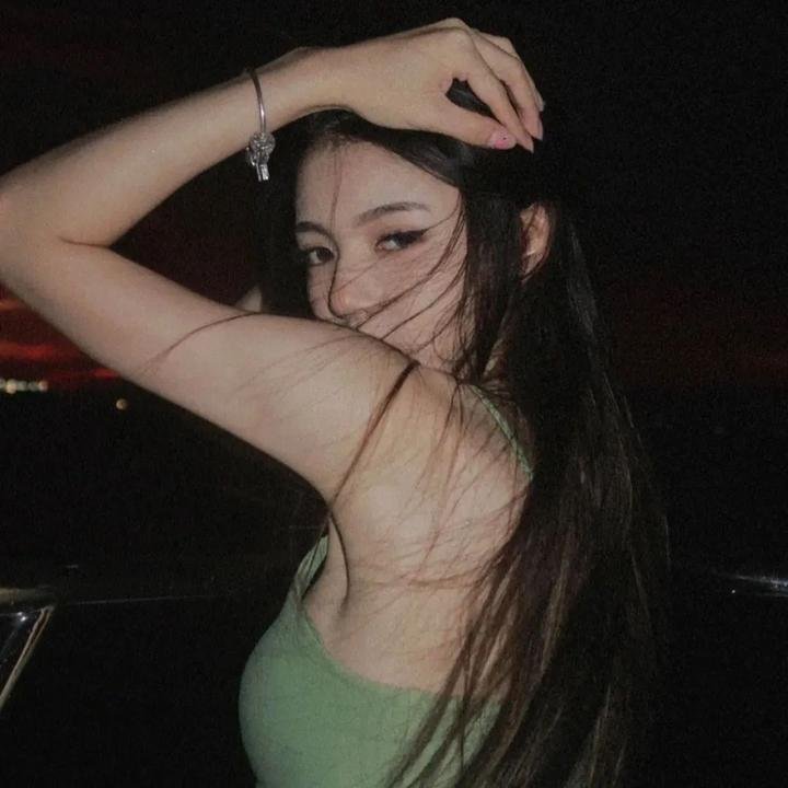 闺房淫娃